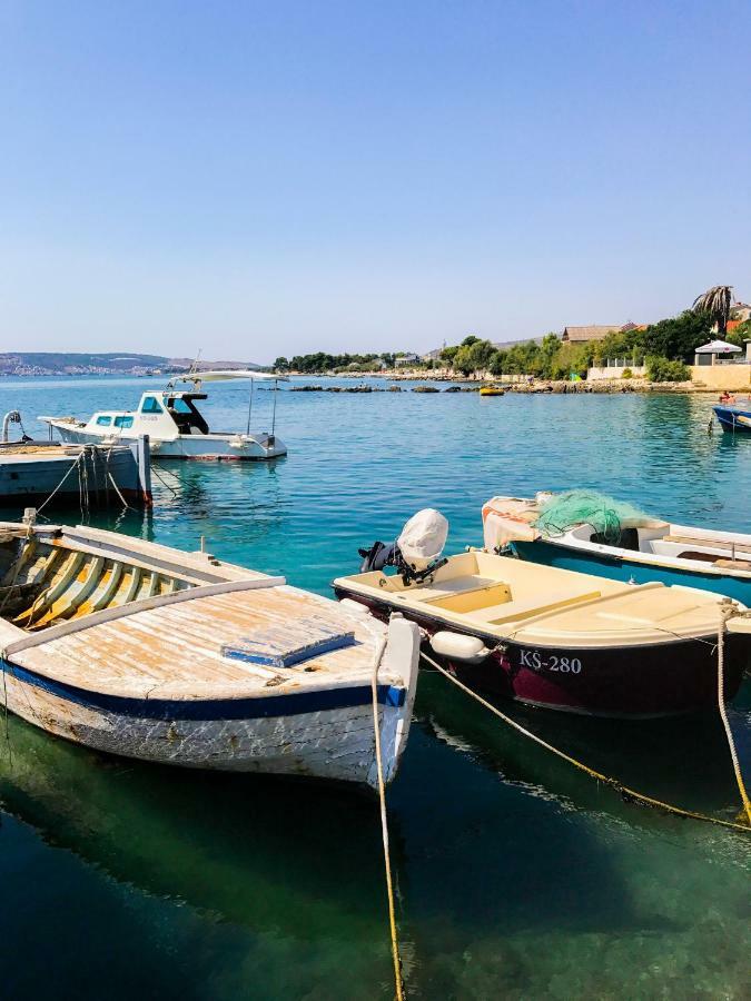 Short Street Apartments Kastela Bagian luar foto